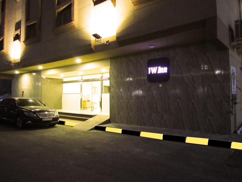 Jw Inn Hotel Nadinah Exterior photo