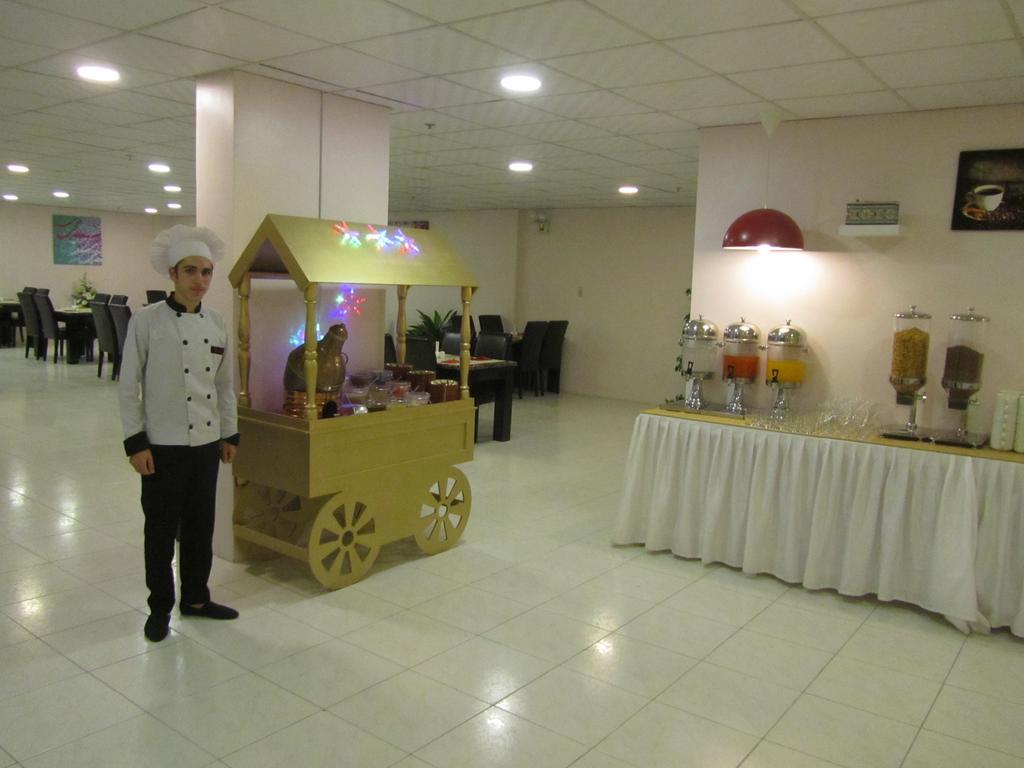 Jw Inn Hotel Nadinah Exterior photo